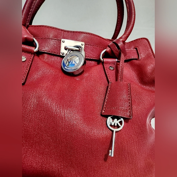 Michael Kors MK Large Hamilton - Red - Leather Bag with Silver Trim Nice - Picture 2 of 12